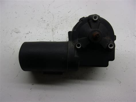 Mercedes W E Front Windshield Wiper Motor Pin