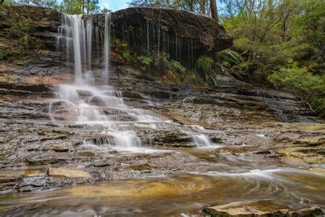 Waterfall at Weeping Rock stock image. Image of ephemeral - 614125