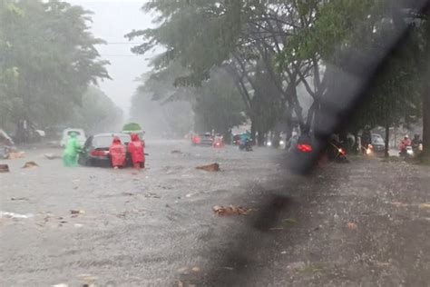 Pemkot Bandung Sebut Penanganan Banjir Gedebage Kemarin Butuh Waktu