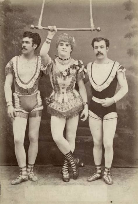 Trapezistes Victorians Ca 1880 Vintage Circus Old Circus Circus