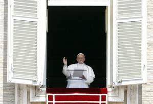 Site católico afirma que Papa reconhece existência de lobby gay no Vaticano Jornal O Globo