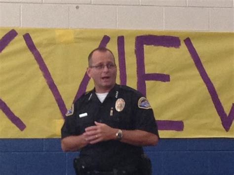 Huntington Beach police chief addresses drugs, gang prevention – Orange ...