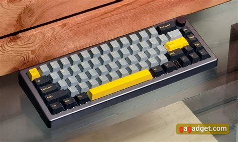 Epomaker EK Review Wireless Mechanical Keyboard With Hot Swappable Switches Gagadget