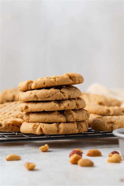 Vegan Peanut Butter Cookies - Vegan Huggs