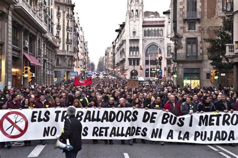 Mena califica de inverosímil la huelga de TMB durante el congreso de