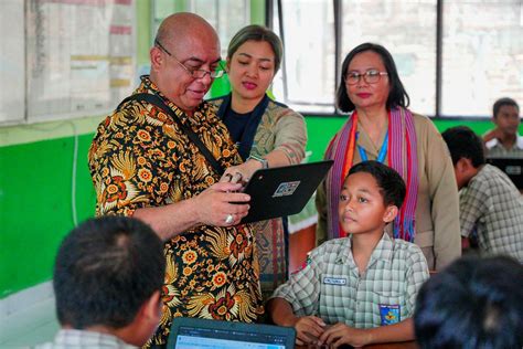 Optimalisasi Pemanfaatan Chromebook Di Sekolah Kepala Dinas Pendidikan Kabupatenkota Di Ntt