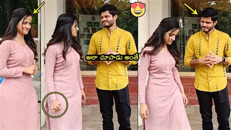 చసత ఉడపయడ Anand Devarakonda CRAZY Looks Towards Vaishnavi