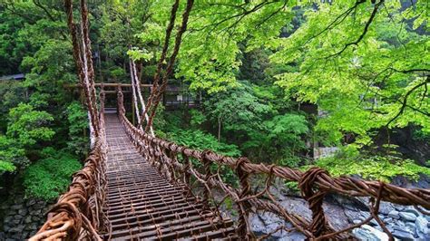 Les 22 ponts les plus dangereux au monde que vous devriez éviter de