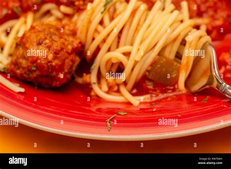 Twirling spaghetti fork hi-res stock photography and images - Alamy