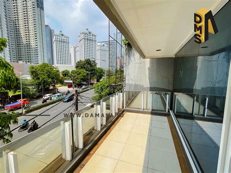 DIJUAL Gedung Kantor Baru 8 Lantai Rooftop Lokasi Strategis Jakarta