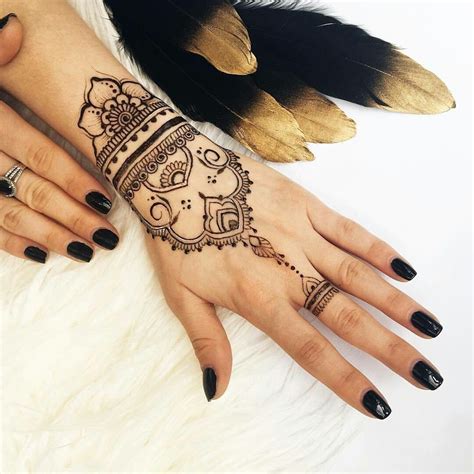 Henna Tattoo Hand Henna Mehndi Mehendi Hand Tattoos Mendhi Tattoo White Henna Black Henna