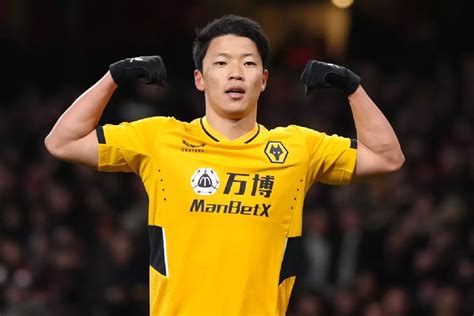 Wolves striker Hwang Hee-chan still on Leeds striker shopping list