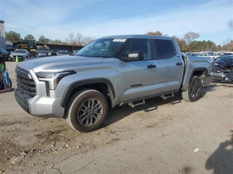 2024 Toyota Tundra Crewmax Sr 5TFLA5DB9RX133301 Bid History BidCars