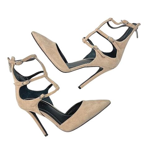 Kendall Kylie Shoes Kendall Kylie Alisha Suede Caged Pumps Size