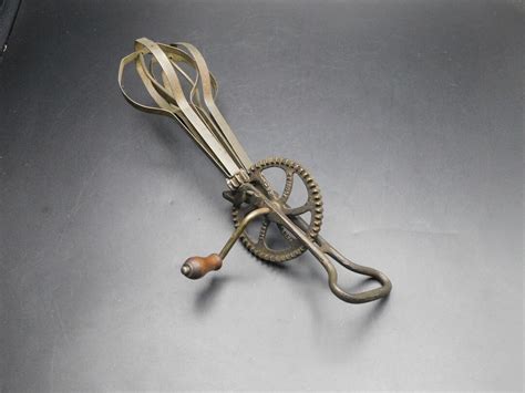Vintage Hand Mixer Antique Hand Mixer Old Hand Mixer Vintage Egg