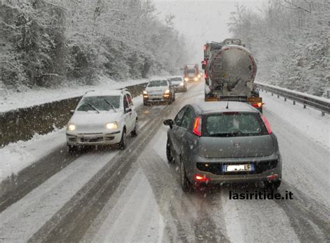 La Siritide Basilicata Neve E Gelo Creano Disagi