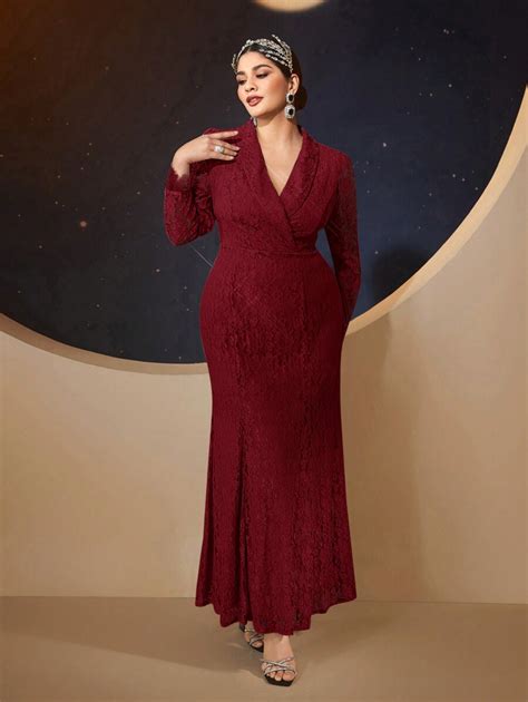 SHEIN Modely Robe En Dentelle De Grande Taille Rouge Bordeaux Avec