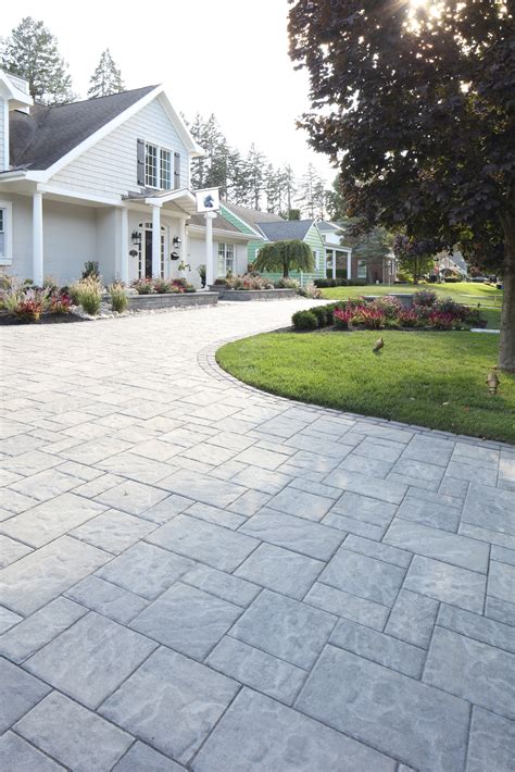 Beautiful Polished And Practical Blu 80 Mm Is A Must Have For Your Driveway Pavers Great For