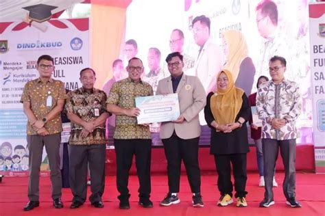 Pemkot Cilegon Salurkan 3 Ribu Beasiswa Full Sarjana Dalam 3 Tahun