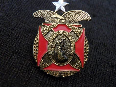 Vintage Military Order Of The World Wars Pin Red Enamel Lapel Etsy