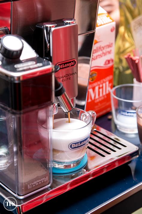 DeLonghi PrimaDonna Elite - The Most Elite Coffee Experience - The Food ...