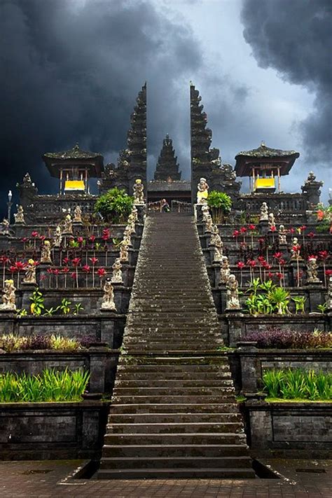 utara timur barat selatan - Eric Martin