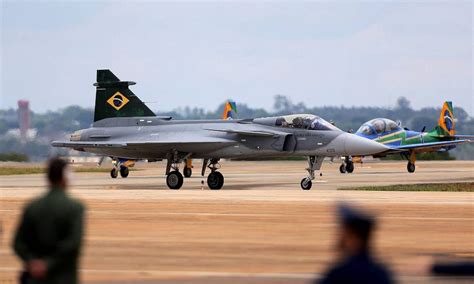 Saab Fabricante De Ca As Gripen Quer Transformar O Brasil Em Base