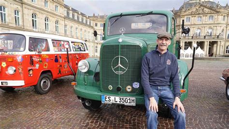 Faszinierende Oldtimer Beim Rollenden Museum