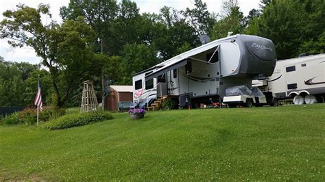 Country Roads Motorhome & RV Park - 2 Photos - Wisconsin Dells, WI