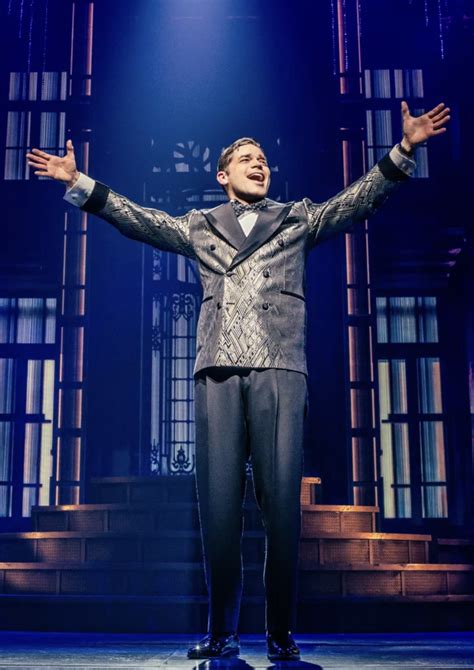 Jazz Age Giant Jeremy Jordan In Broadway S The Great Gatsby