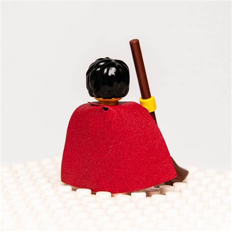 Lego Minifigure Harry Potter Dark Red Quidditch Uniform Hp019 W Bro