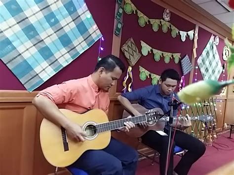 Selamat Berhari Raya Rahimah Rahim Cover By Akustatik Buskers