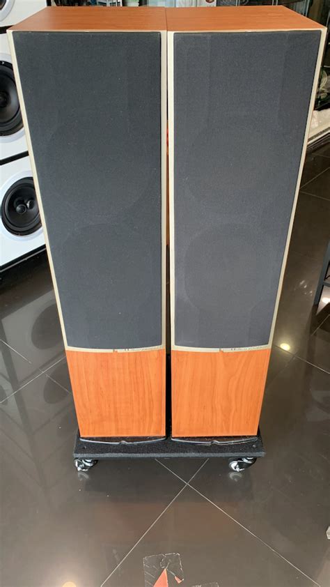 Wharfedale Diamond 8 4 Floorstanding Speaker Used SOLD