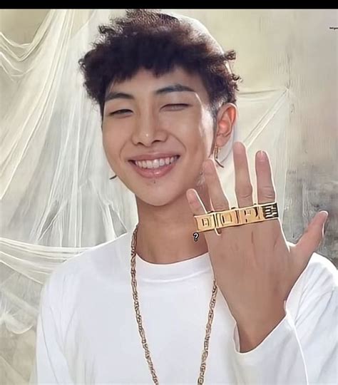 Pin By Alondra Valenzuela On Rm Namjoon Kim Namjoon Bangtan