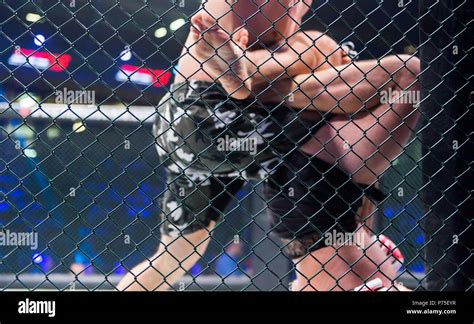 Fights without rules hi-res stock photography and images - Alamy