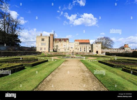 Penshurst place hi-res stock photography and images - Alamy