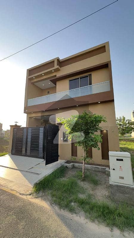 Marla Beautifully Designed House For Sale At Park View City Lahore