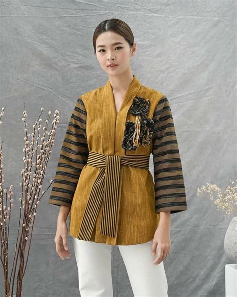 8 Model Baju Lurik Untuk Pesta Terbaru Unik Dan Klasik