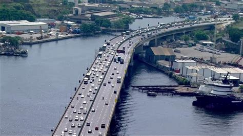 Acidente Na Ponte Rio Niterói Provoca Congestionamentos E Deixa Feridos