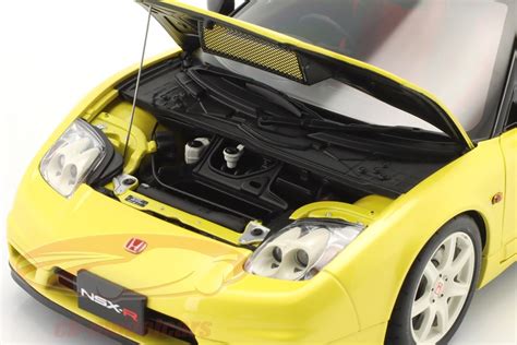 Autoart 118 Honda Nsx R Na2 Year 2019 Yellow 73214 Model Car 73214