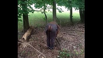 Continuing Ripping Pants Outdoors While Enjoying The Last Full Month Of Summer XVIDEOS
