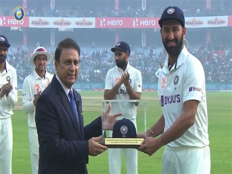 Sunil Gavaskar Handed Over Special Cap To Cheteshwar Pujara On 100th