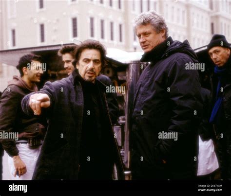 AL PACINO, ROGER DONALDSON, THE RECRUIT, 2003 Stock Photo - Alamy