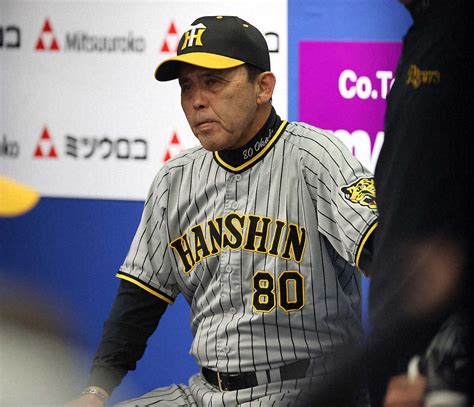 阪神・岡田監督 審判に激怒「どこを見とんのや。逃げるように帰ったんか」佐野の判定に納得いかず― スポニチ Sponichi Annex 野球