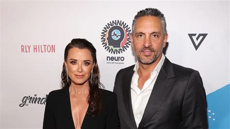 Kyle Richards And Mauricio Umansky Reunite To T Daughter Portia 16 A