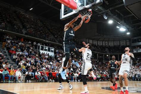 Basket Neal Sako Asvel D Sign Co Mvp De La Deuxi Me Journ E D