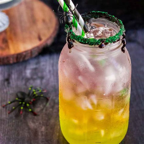 33 Wickedly Fun Recipes for Halloween Drinks for Kids & Adults - Press ...