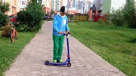 Как правильно прыгать на трюковом самокате(часть 1) - YouTube