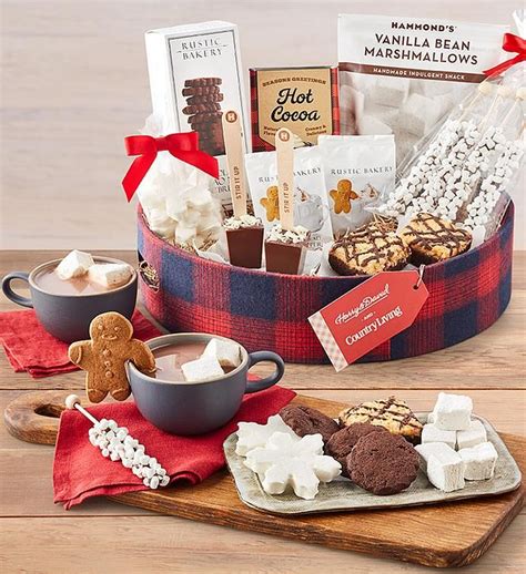 23 Best Christmas Gift Baskets for All Your Friends and Family