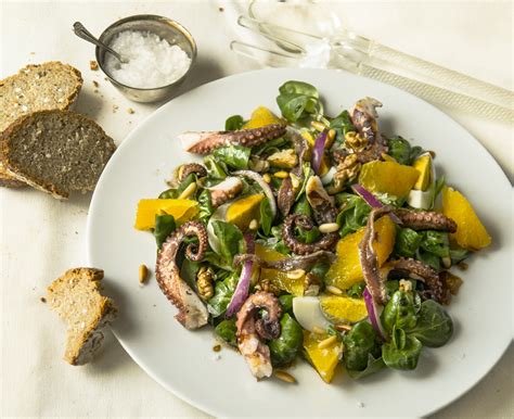 Ensalada De Pulpo Y Naranja Con Frutos Secos La Cocina De Frabisa La